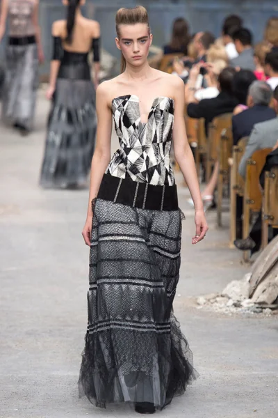 Look 55